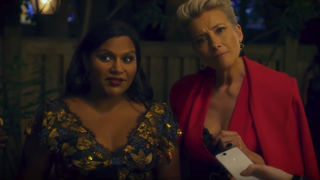 Mindy Kaling shakes up the writers' room in a new trailer for <i>Late Night</i>
